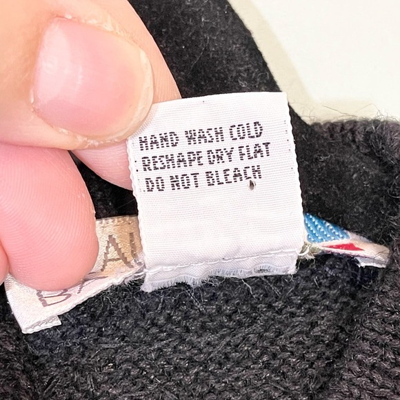 Vintage Claudia Barnes Women's Black Beaded Gemstone Crew Neck Sweater Medium - Picture 6 of 10